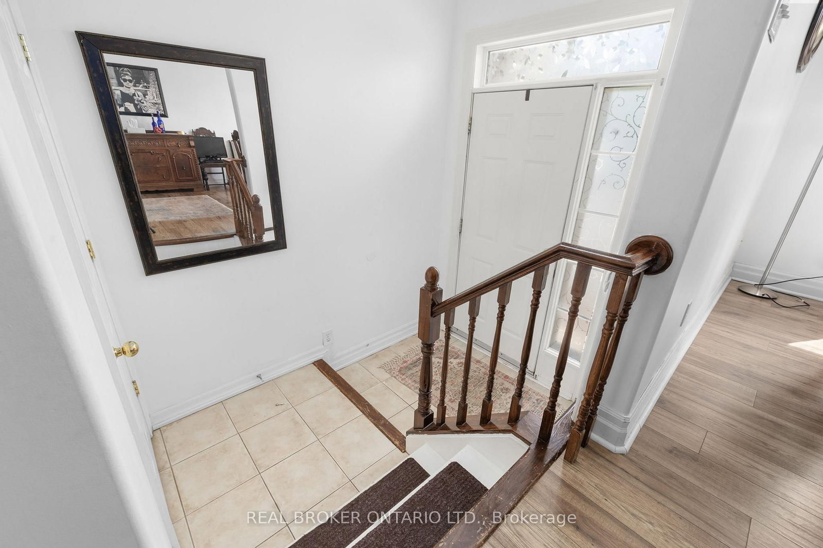 296 Maude Street • Almonte, ON photo 3