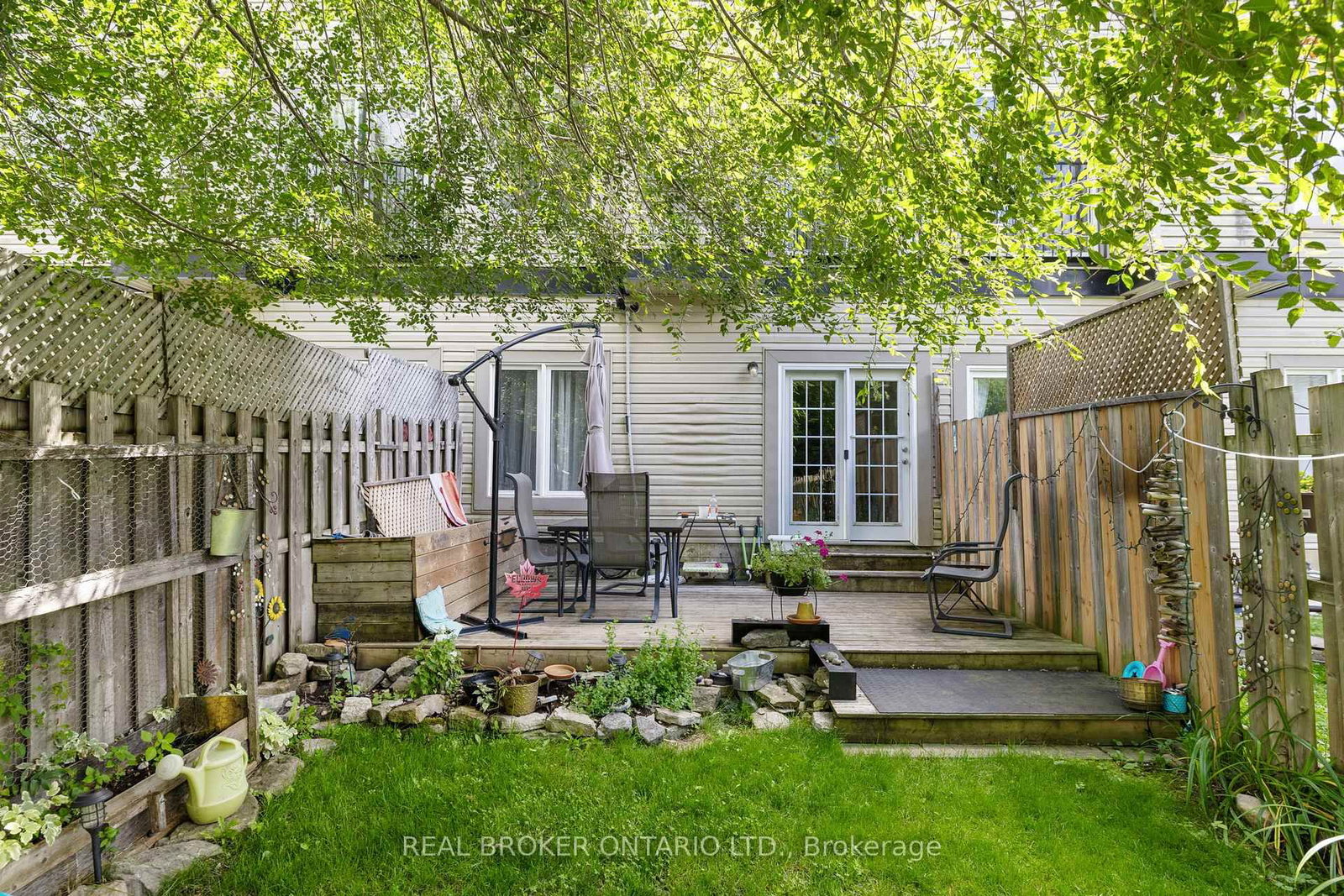 296 Maude Street • Almonte, ON photo 41