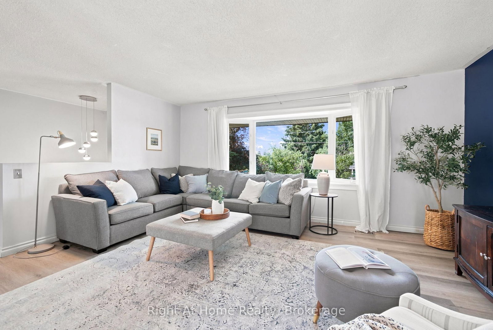 659 Foley Road • Selwyn, ON photo 6