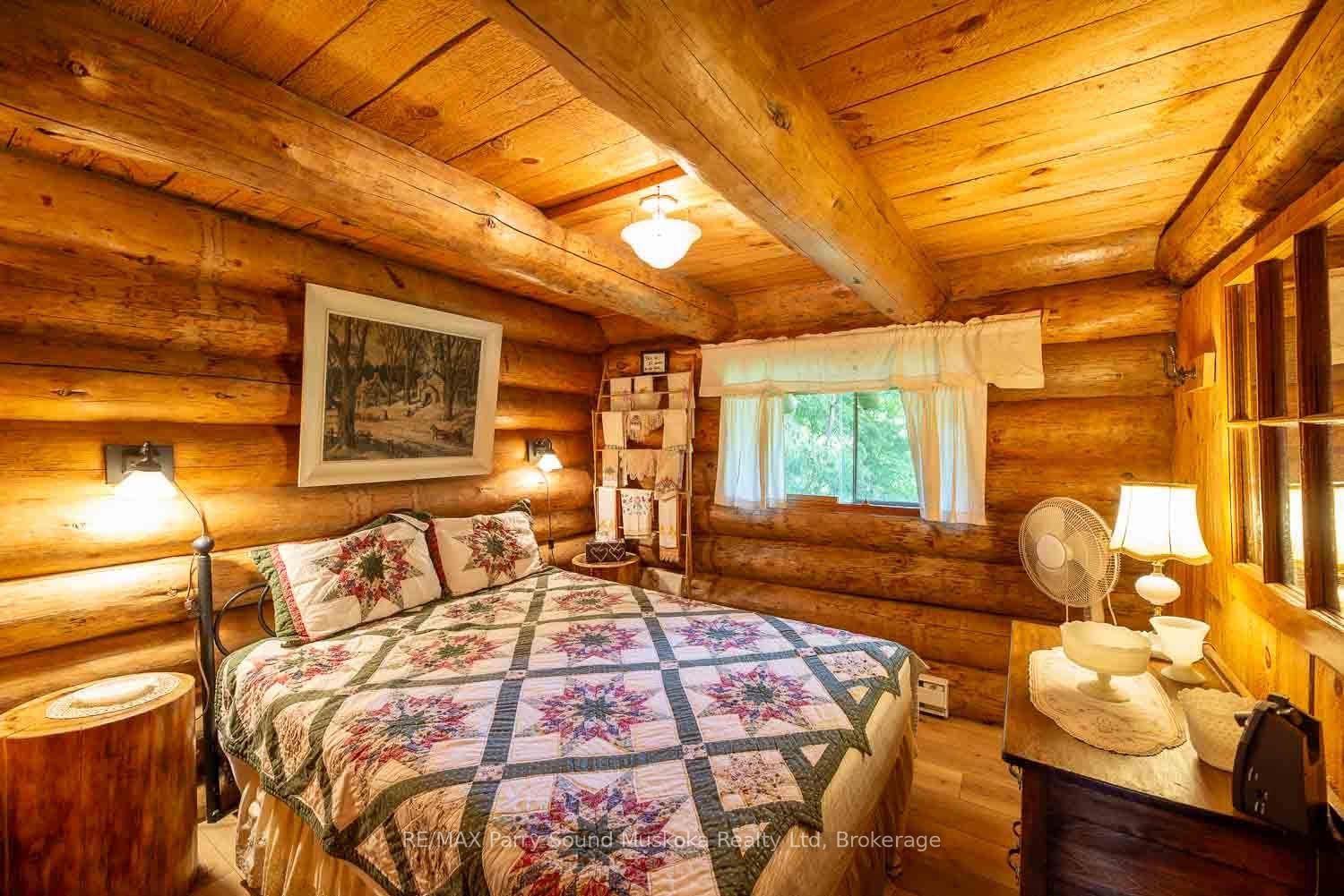 4 Mary Street • Magnetawan, ON photo 5