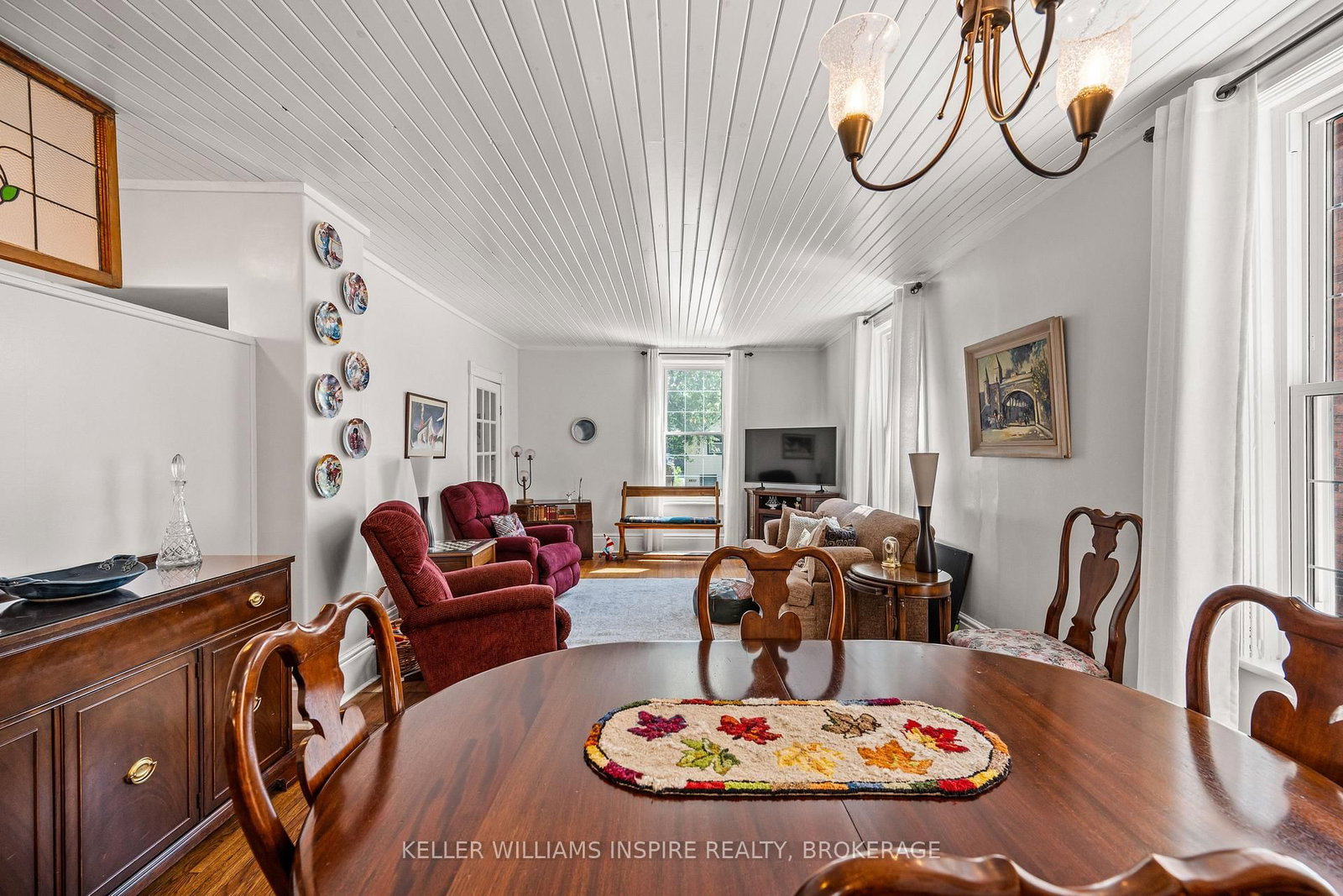 124 John Street • Gananoque, ON photo 10