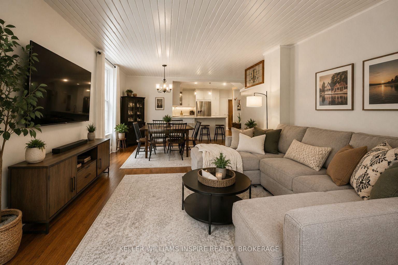 124 John Street • Gananoque, ON photo 13