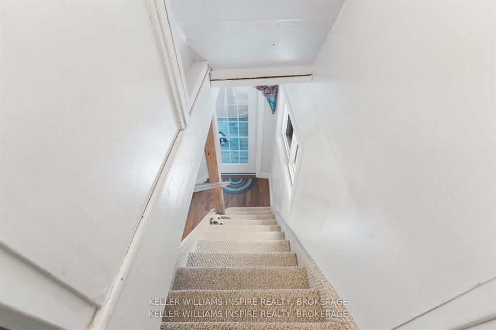 124 John Street • Gananoque, ON photo 26