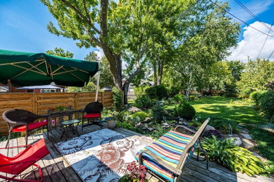 124 John Street • Gananoque, ON photo 5