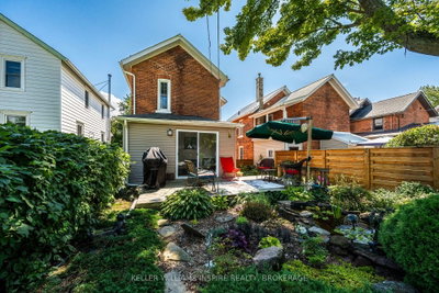 124 John Street • Gananoque, ON photo 6