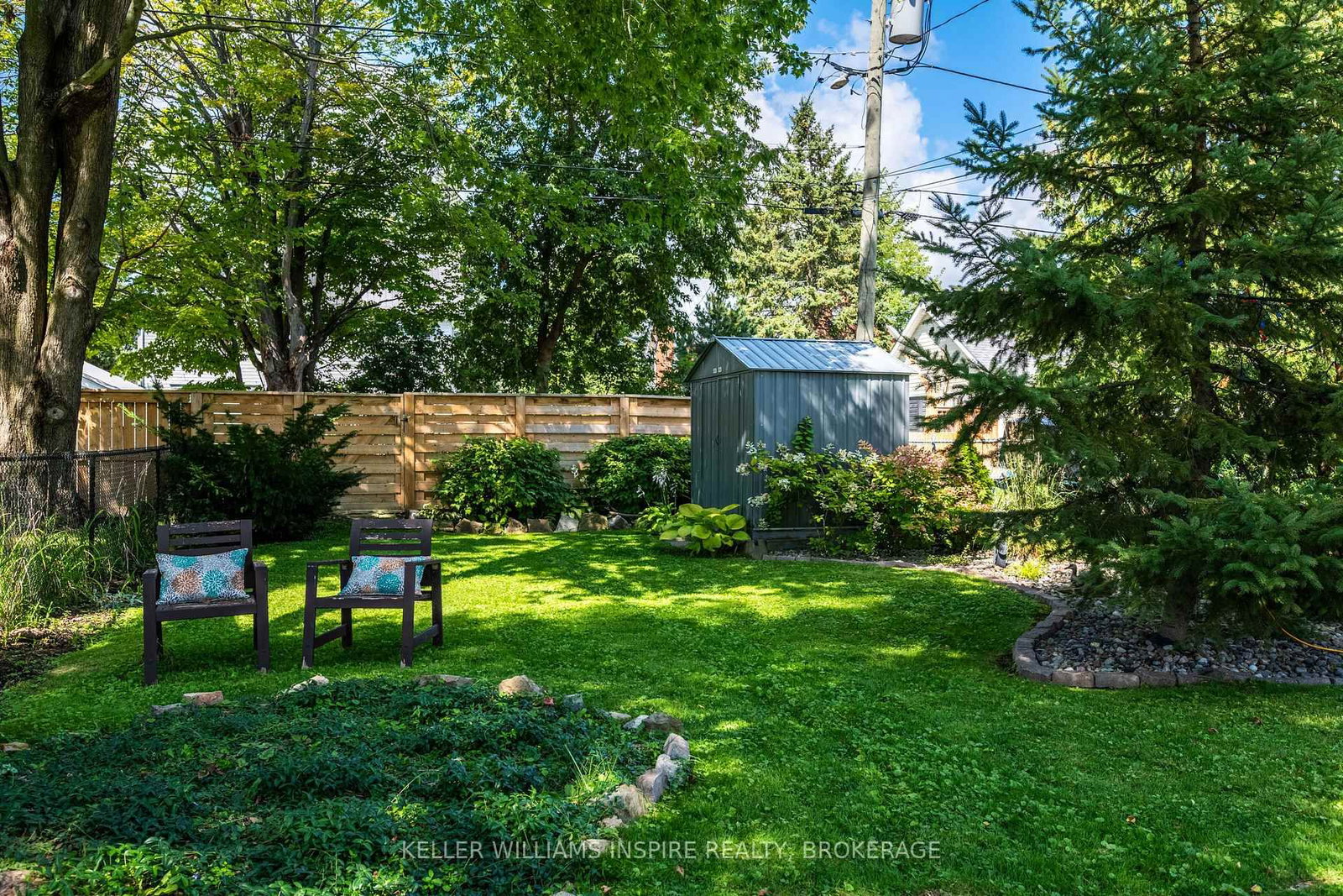 124 John Street • Gananoque, ON photo 8