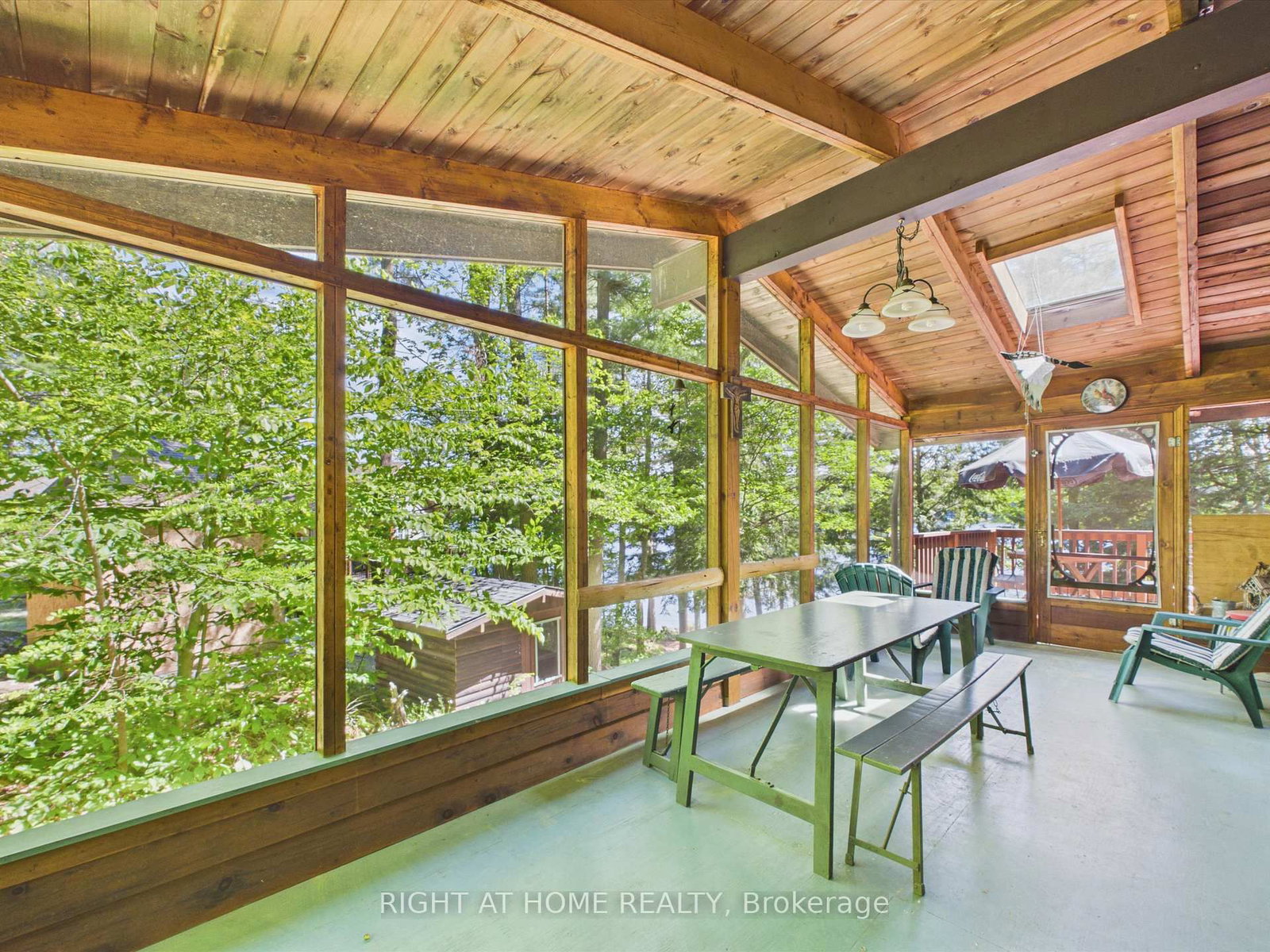 1527 Moon River Road • Muskoka Lakes, ON photo 5