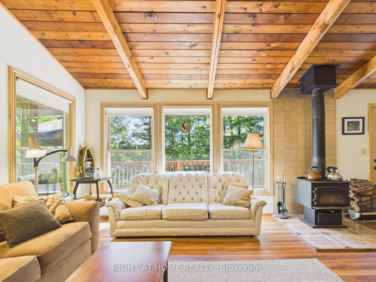 1527 Moon River Road • Muskoka Lakes, ON photo 6