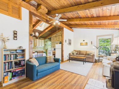 1527 Moon River Road • Muskoka Lakes, ON photo 9