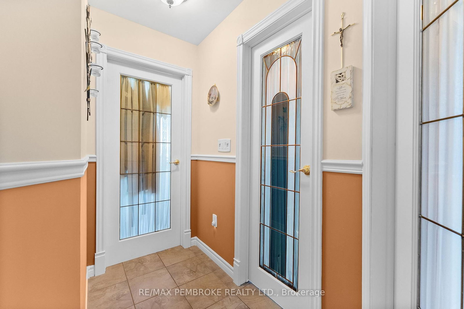 1315 Blakely Crescent W • Pembroke, ON photo 6
