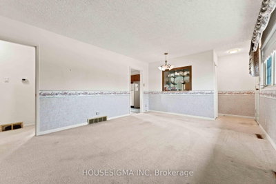 1347 Avenue R Avenue • Ottawa, ON photo 6