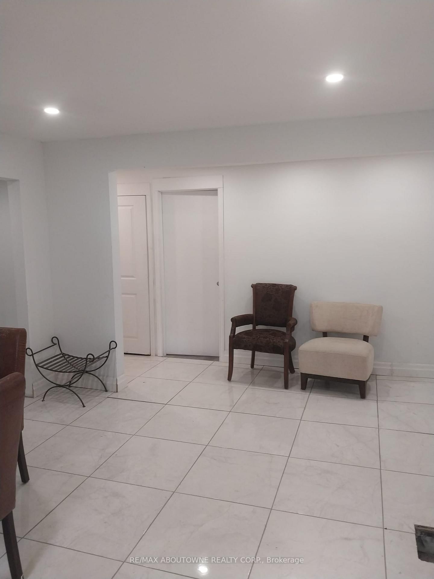 1071 SOUTHCOTE Road • Hamilton, ON photo 10