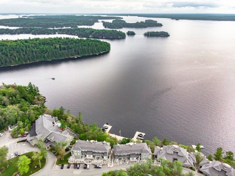 B102-A1 - 1869 Muskoka Rd 118 Highway W