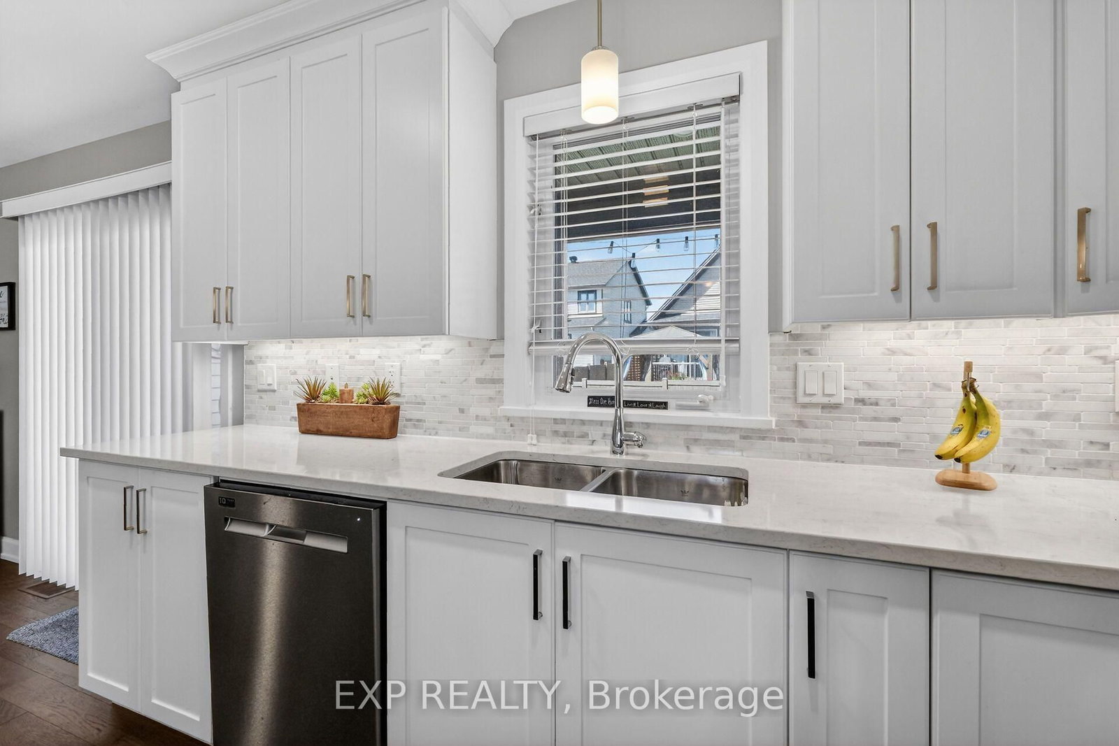 450 Central Park Boulevard • Russell, ON photo 15