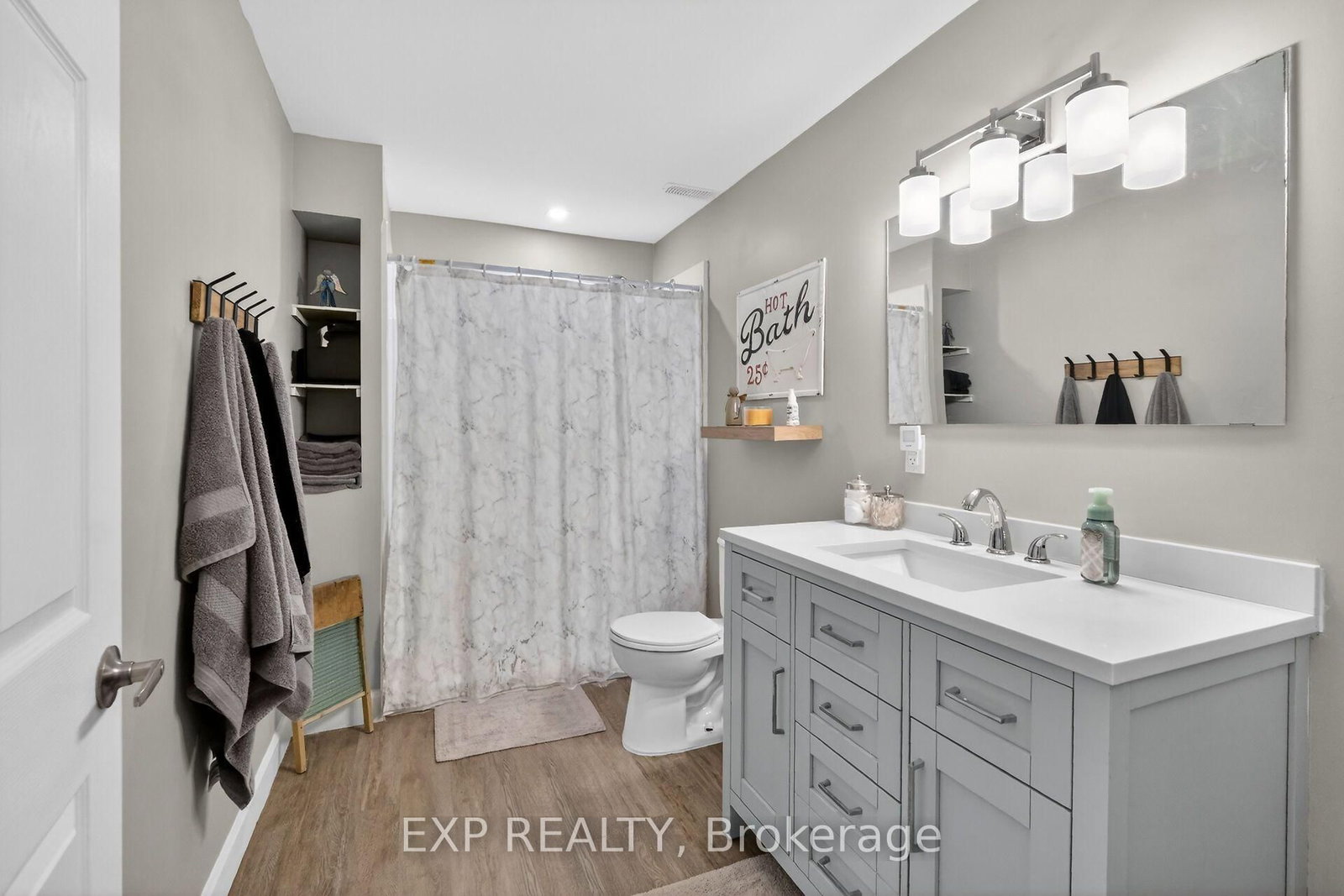 450 Central Park Boulevard • Russell, ON photo 31