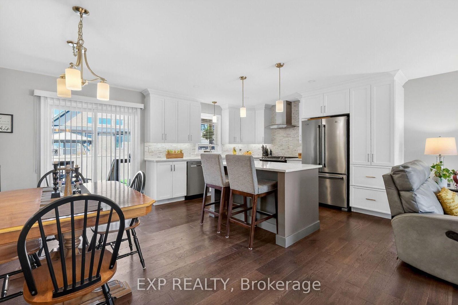 450 Central Park Boulevard • Russell, ON photo 6