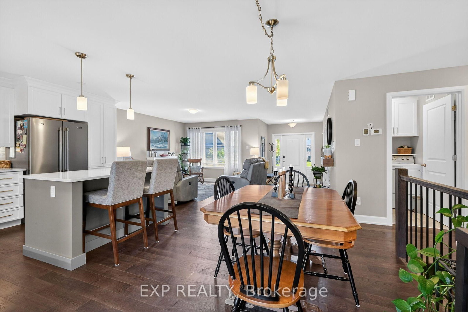 450 Central Park Boulevard • Russell, ON photo 9