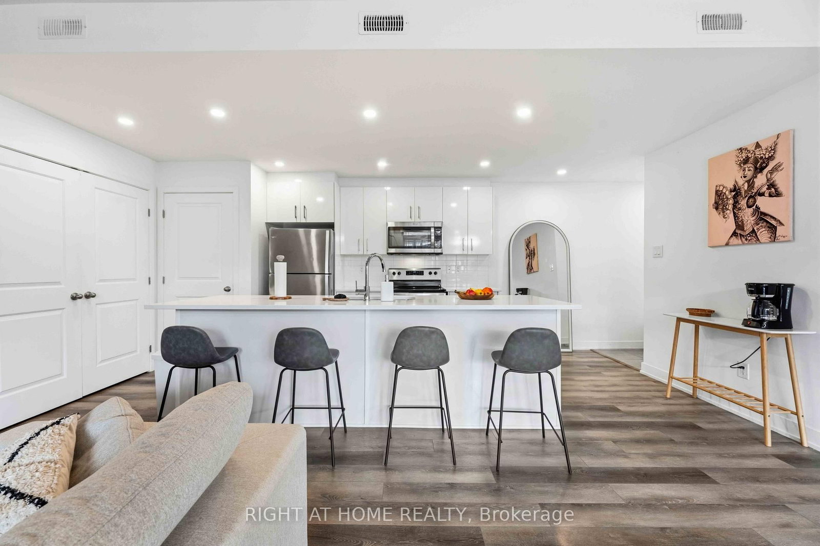 55 Overberg Way • #D • Ottawa, ON photo 14