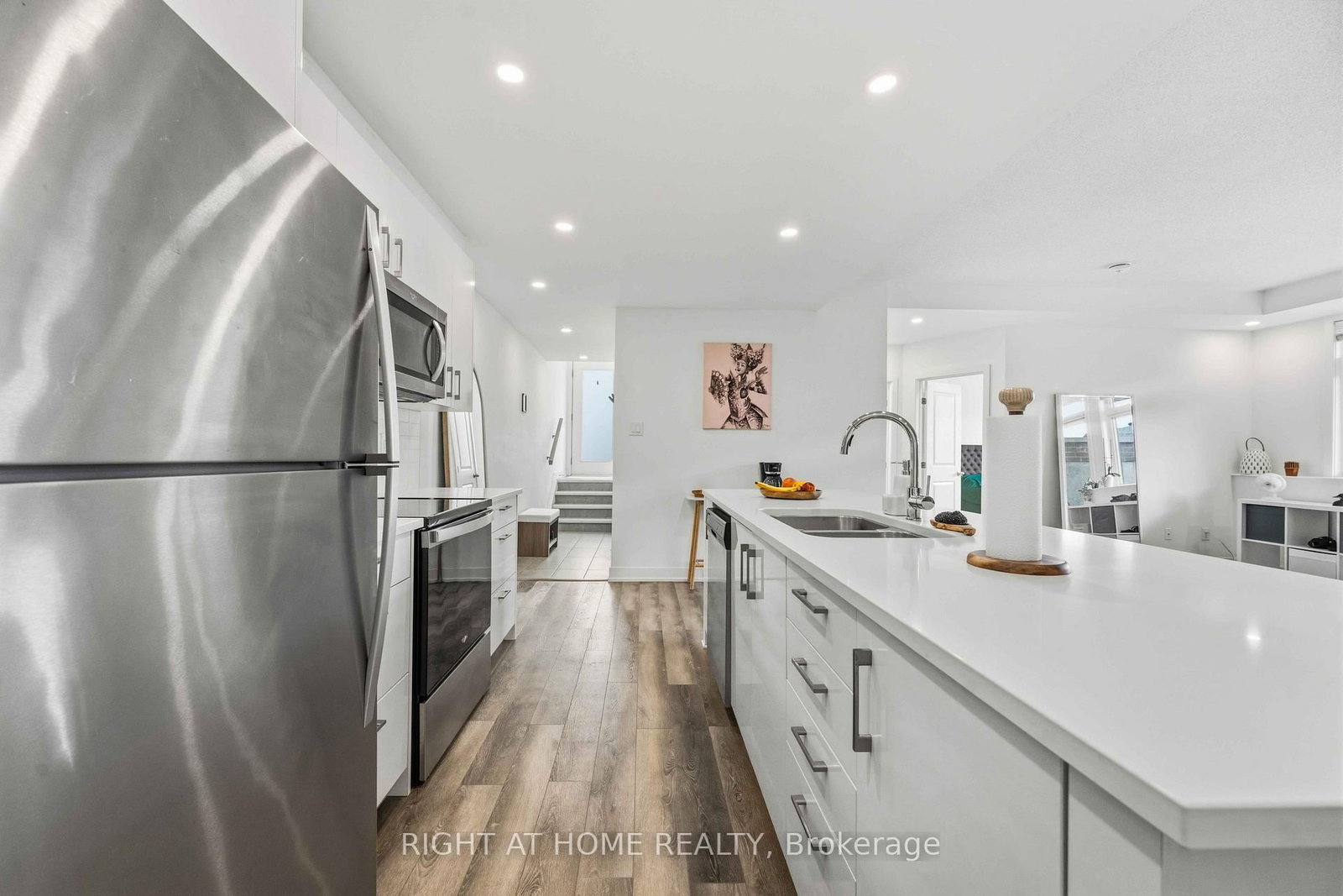 55 Overberg Way • #D • Ottawa, ON photo 16