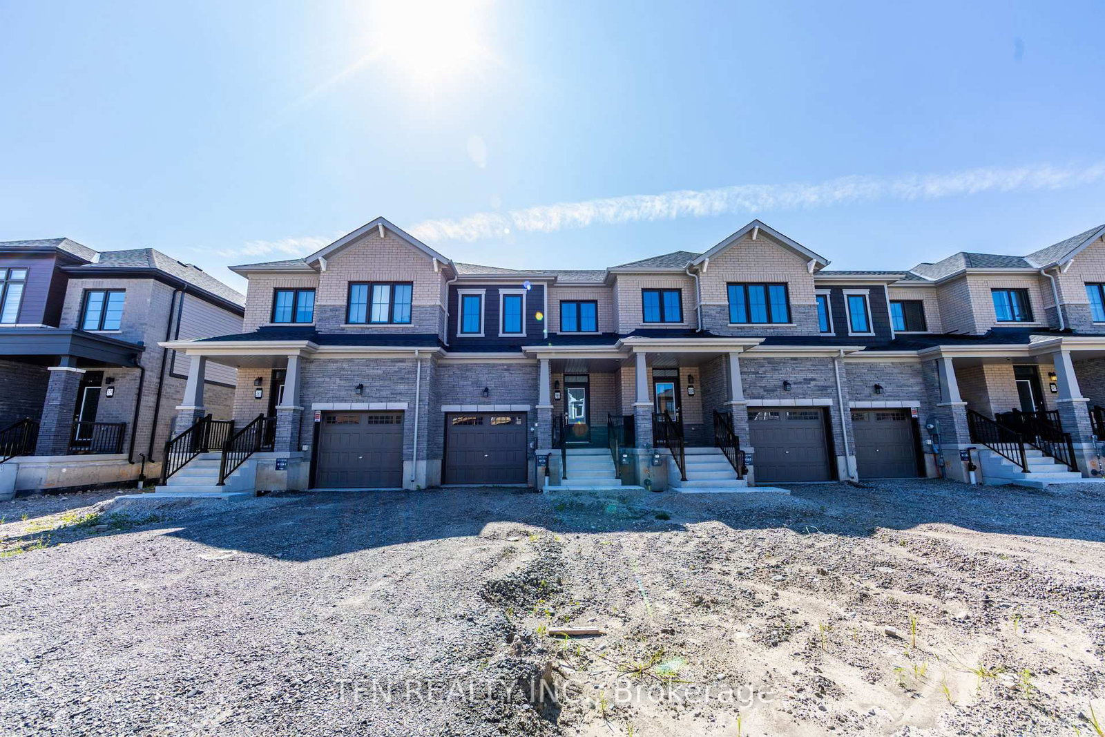 385 Starlight Avenue • Woolwich, ON photo 1