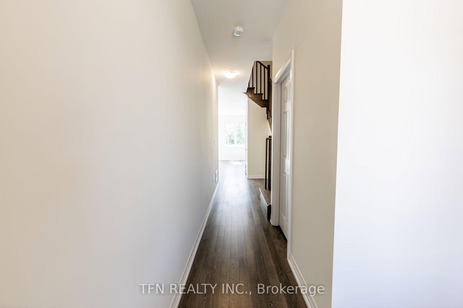 385 Starlight Avenue • Woolwich, ON photo 14