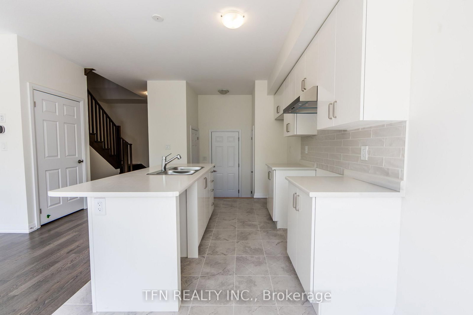 385 Starlight Avenue • Woolwich, ON photo 20
