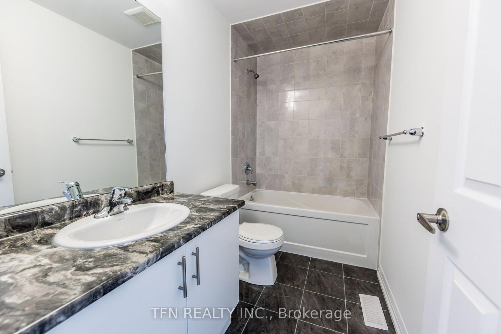 385 Starlight Avenue • Woolwich, ON photo 38