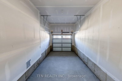385 Starlight Avenue • Woolwich, ON photo 9