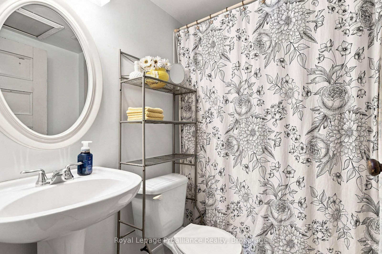 135 Mcgill Street • Quinte West, ON photo 26