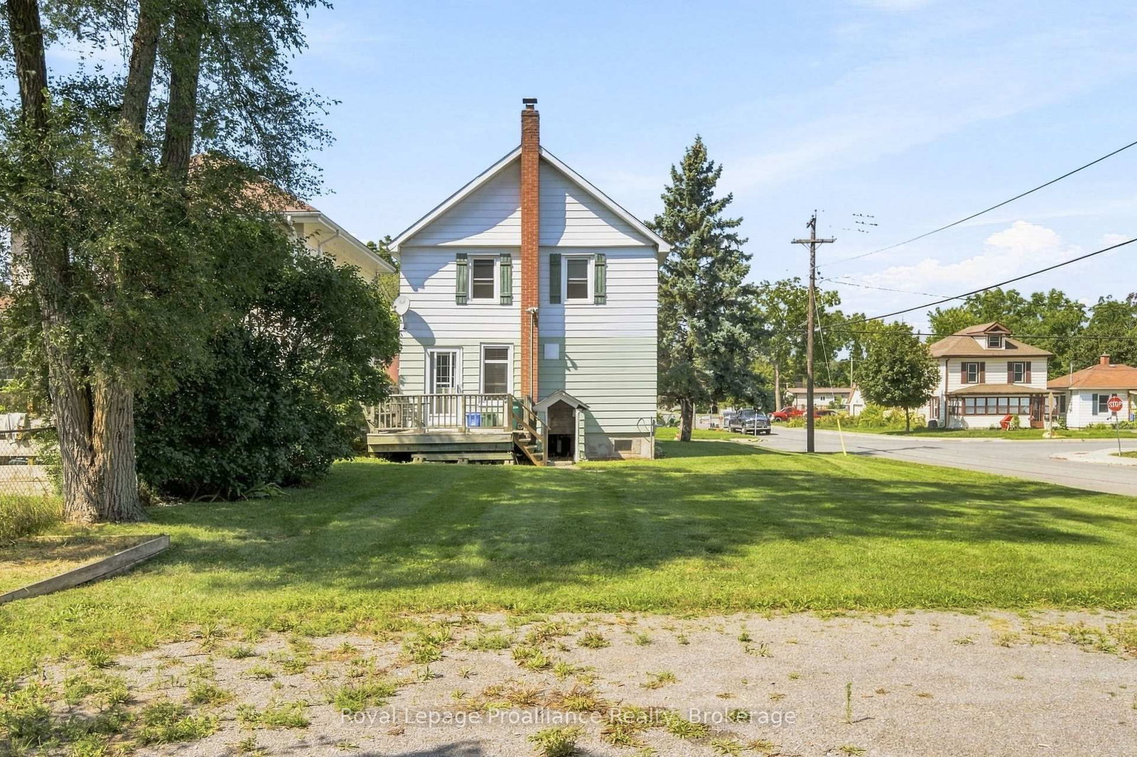 135 Mcgill Street • Quinte West, ON photo 32
