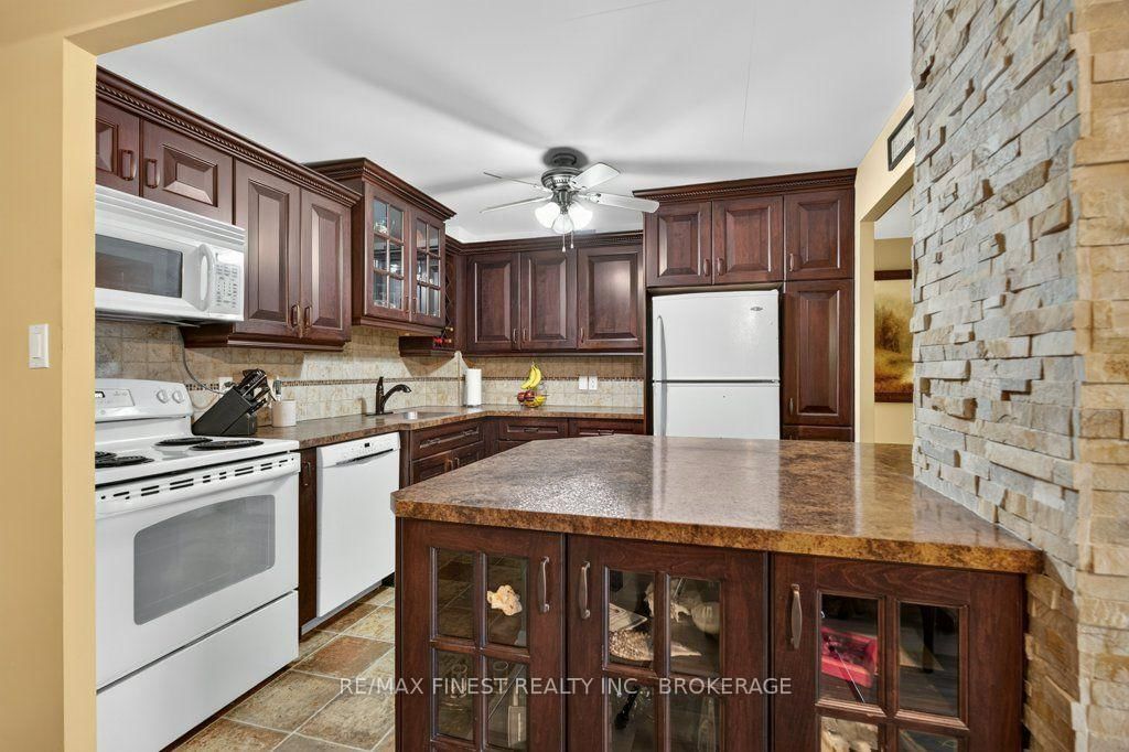 120 Barrett Court • #307 • Kingston, ON photo 11