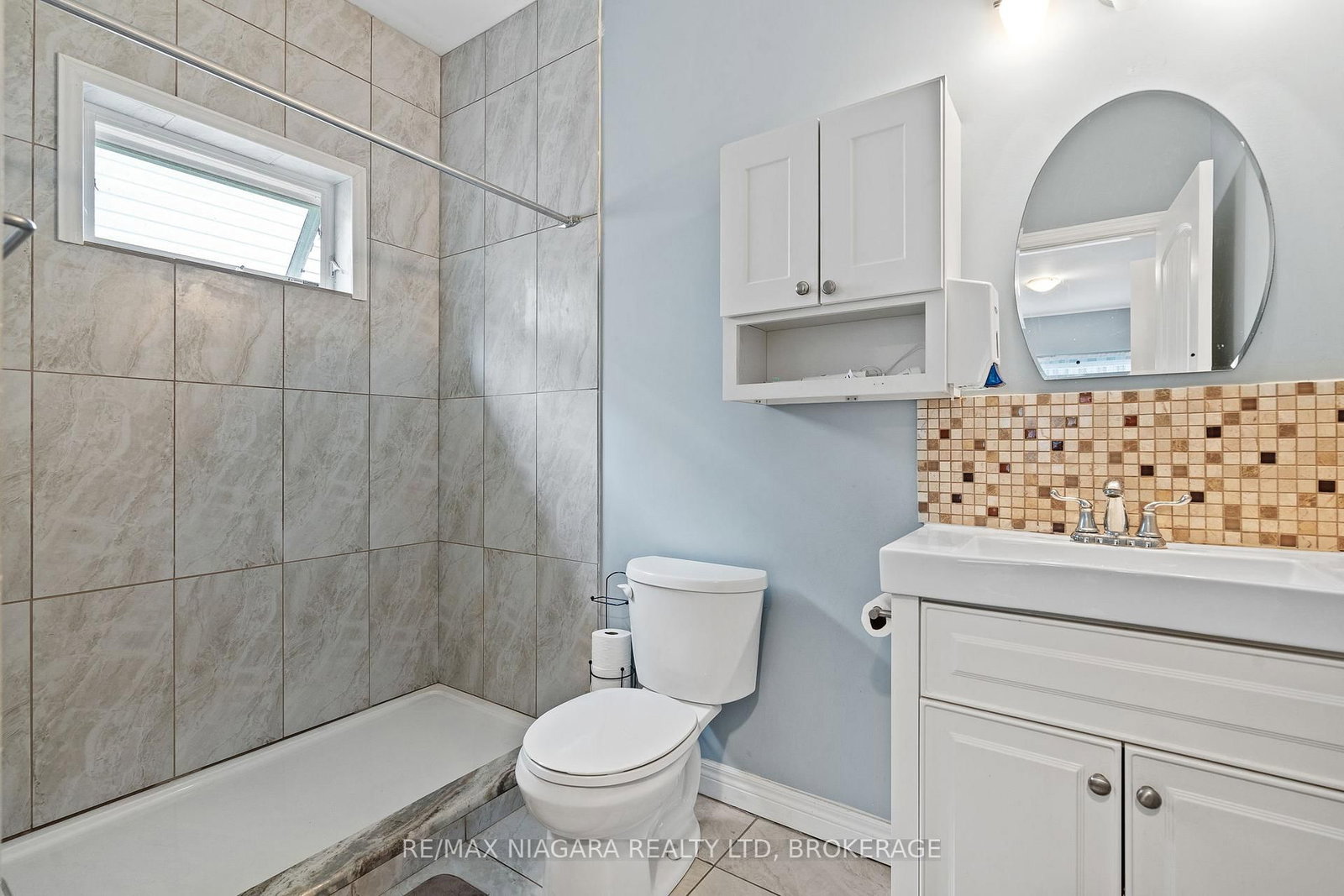255 Lakeshore Road • St. Catharines, ON photo 15