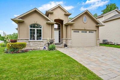 255 Lakeshore Road • St. Catharines, ON photo 3