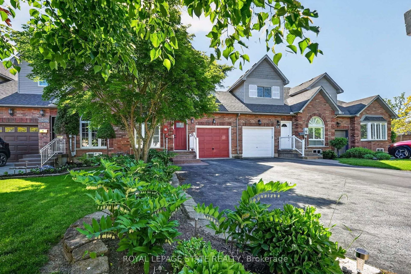 83 Morrison Crescent • Grimsby, ON photo 1