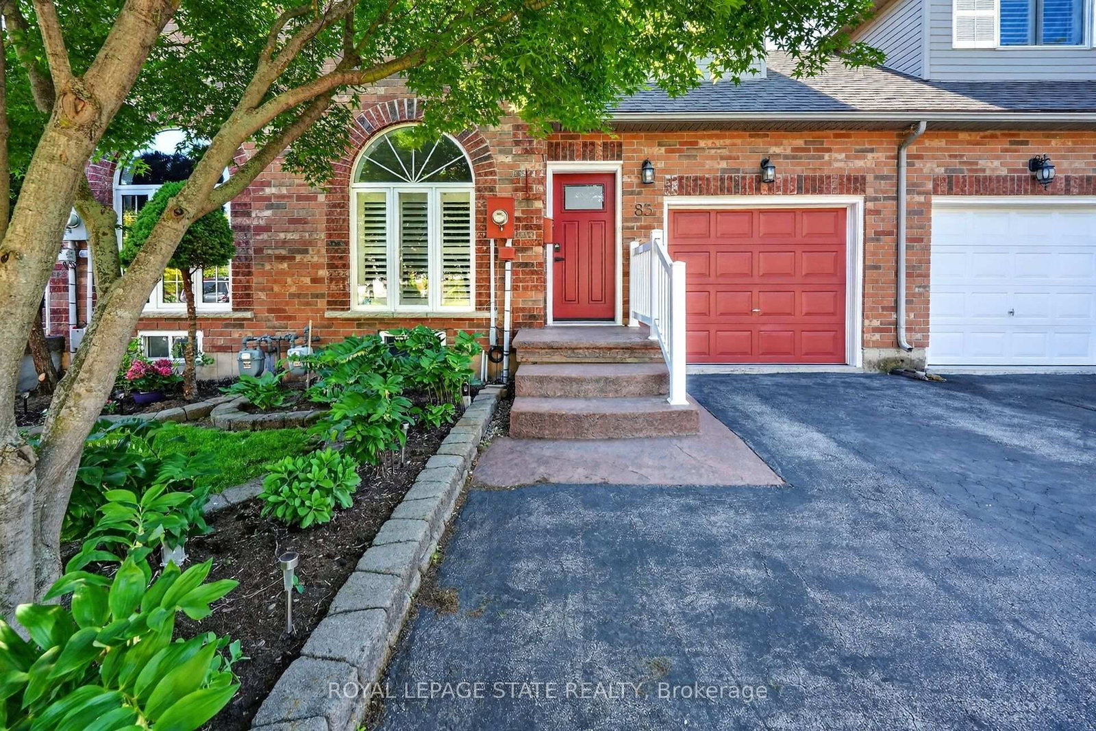 83 Morrison Crescent • Grimsby, ON photo 4