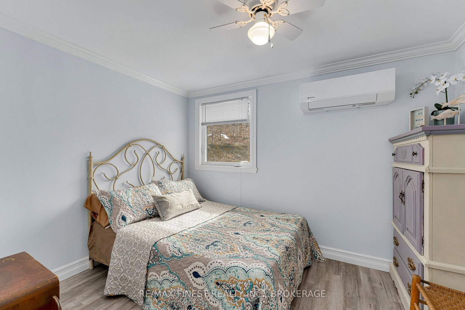 1066 Mountvale Point Road • Sharbot Lake, ON photo 11