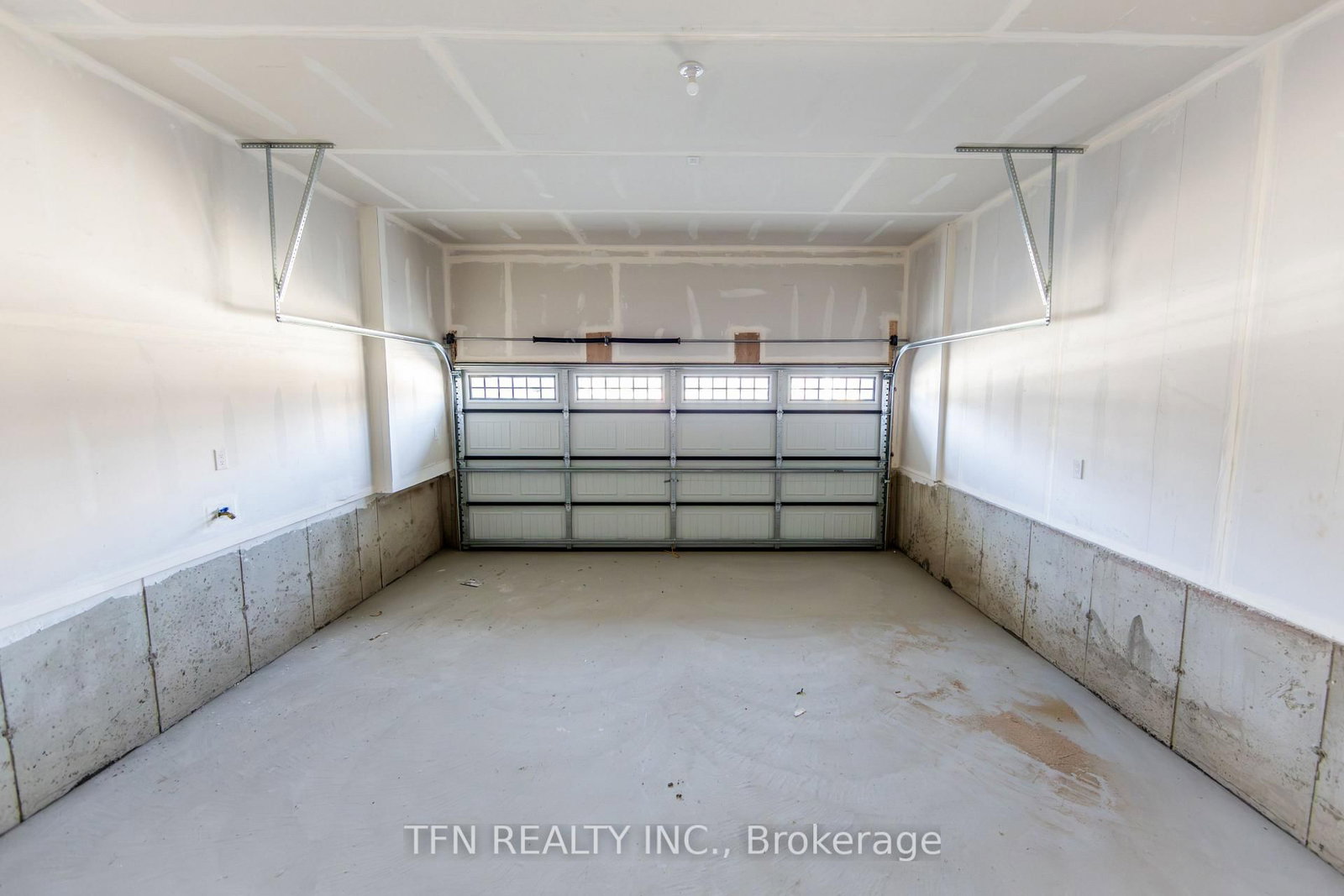 67 Picard Street • Woolwich, ON photo 35
