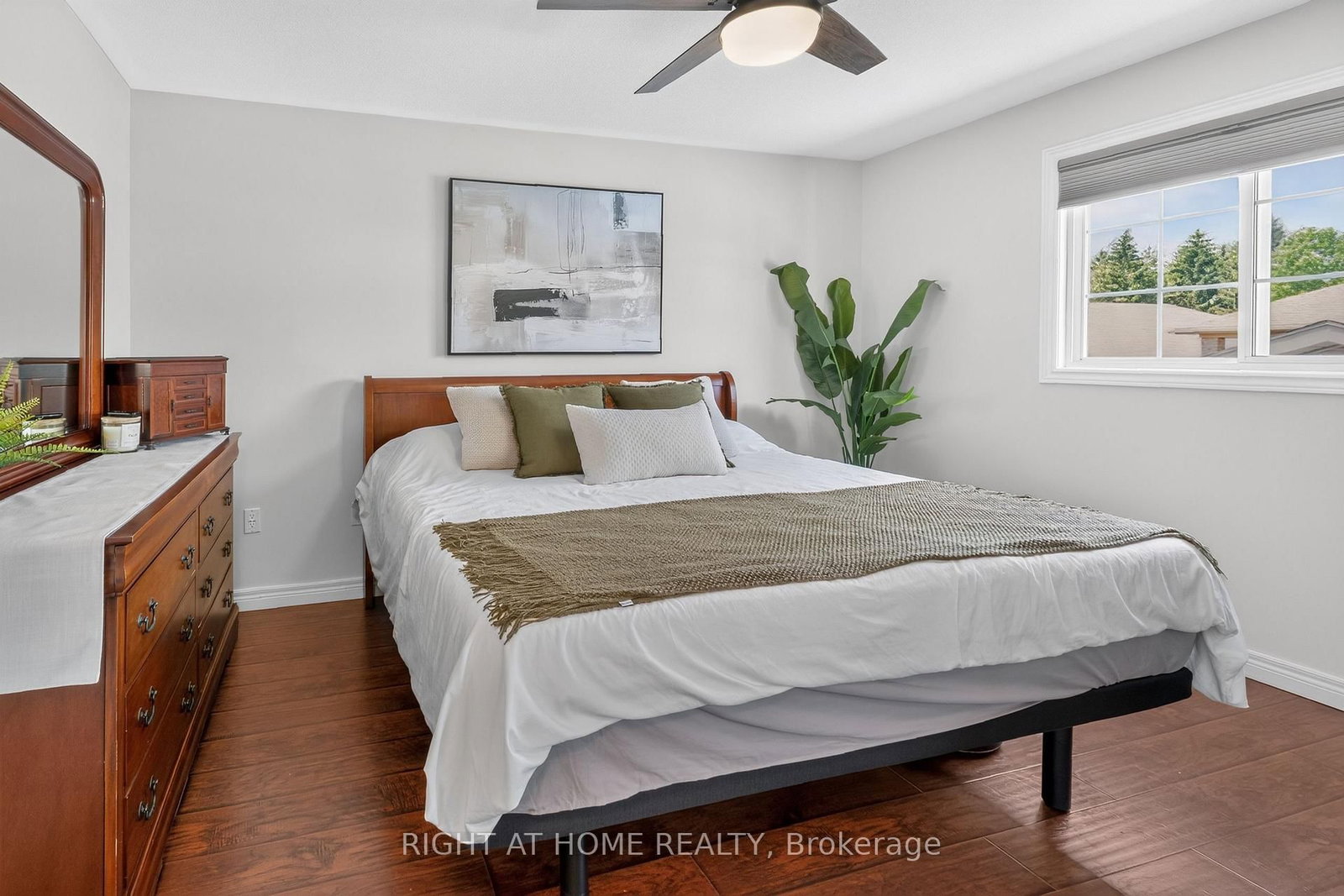 10 Galbraith Court • St. Thomas, ON photo 22