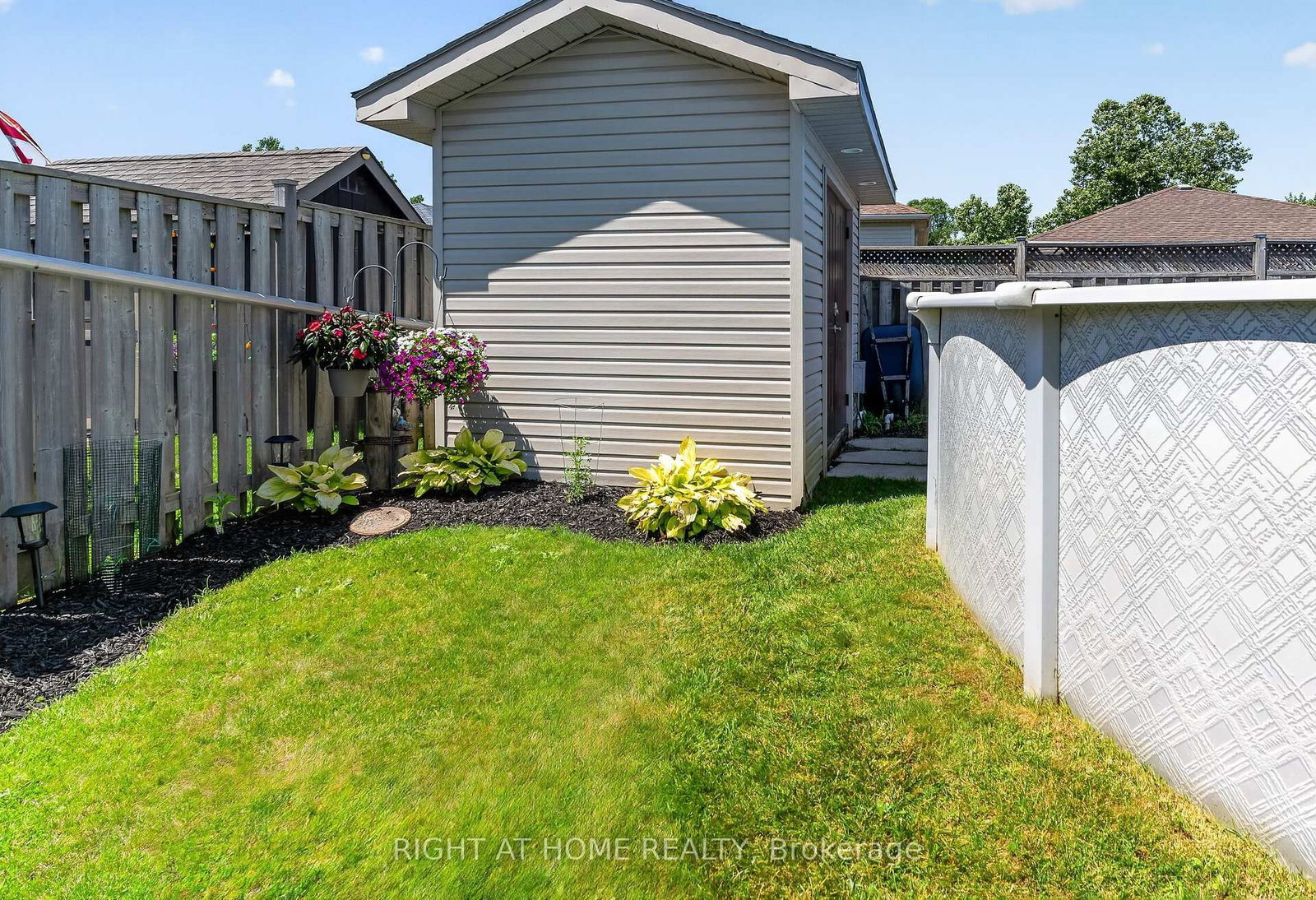 10 Galbraith Court • St. Thomas, ON photo 44