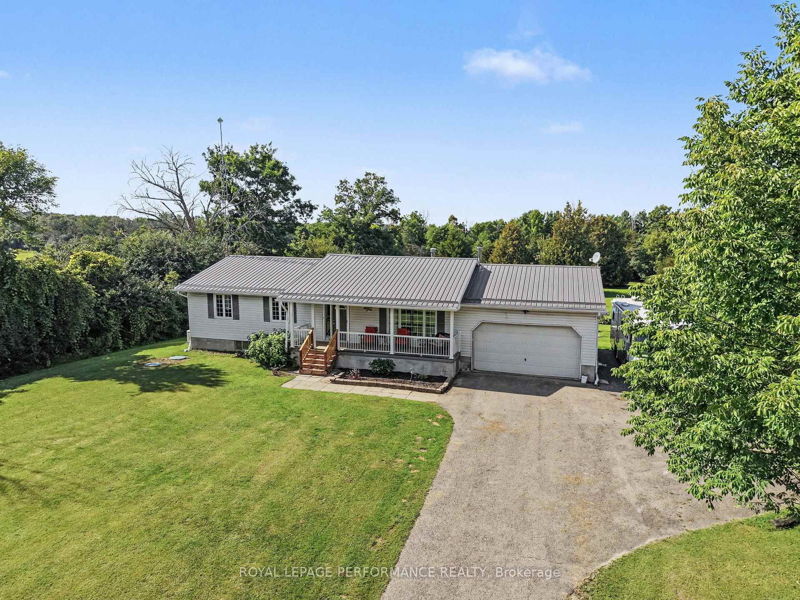 640 Poonamalie Side Road • Smiths Falls, ON photo 7