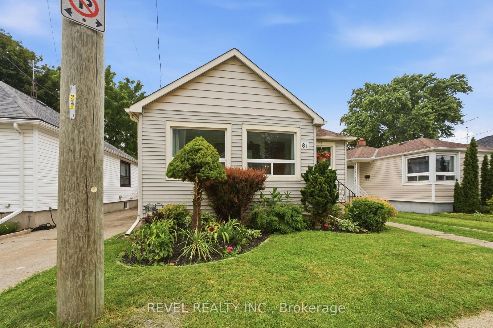 81 Vale Avenue • St. Catharines, ON photo 2