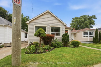 81 Vale Avenue • St. Catharines, ON photo 2