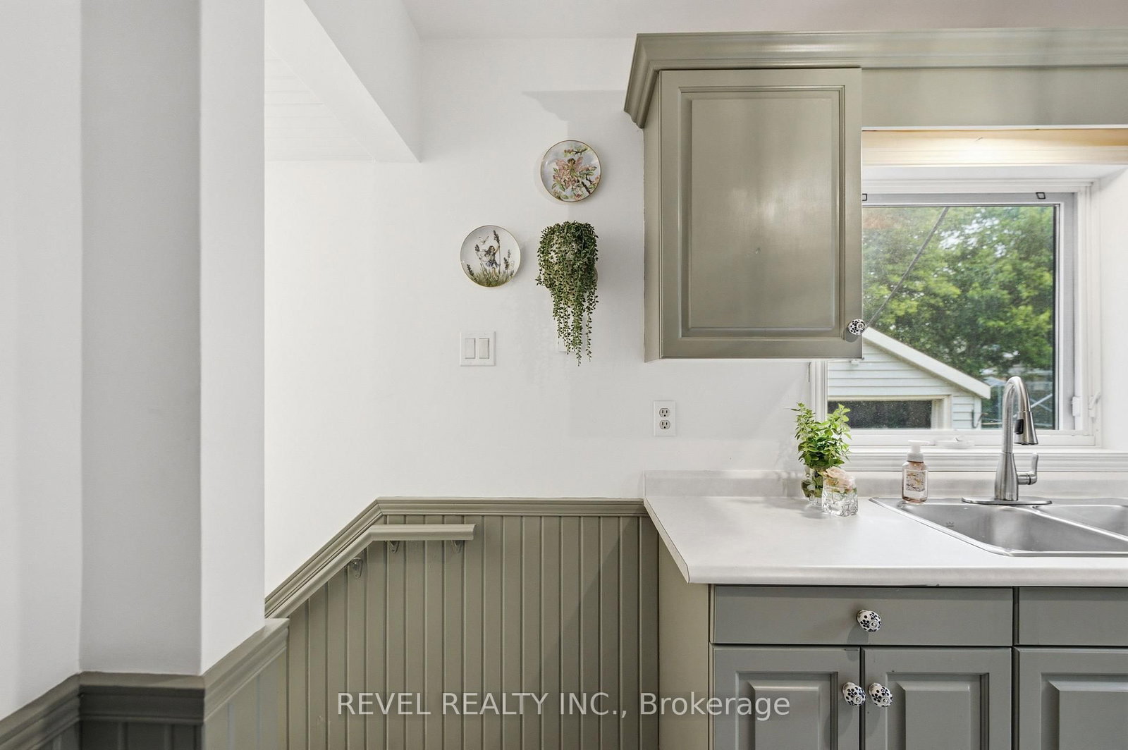 81 Vale Avenue • St. Catharines, ON photo 21