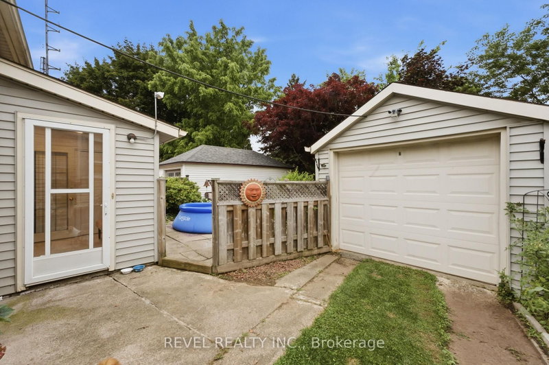 81 Vale Avenue