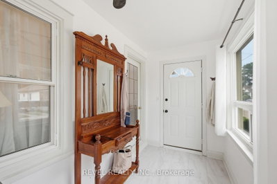 81 Vale Avenue • St. Catharines, ON photo 5