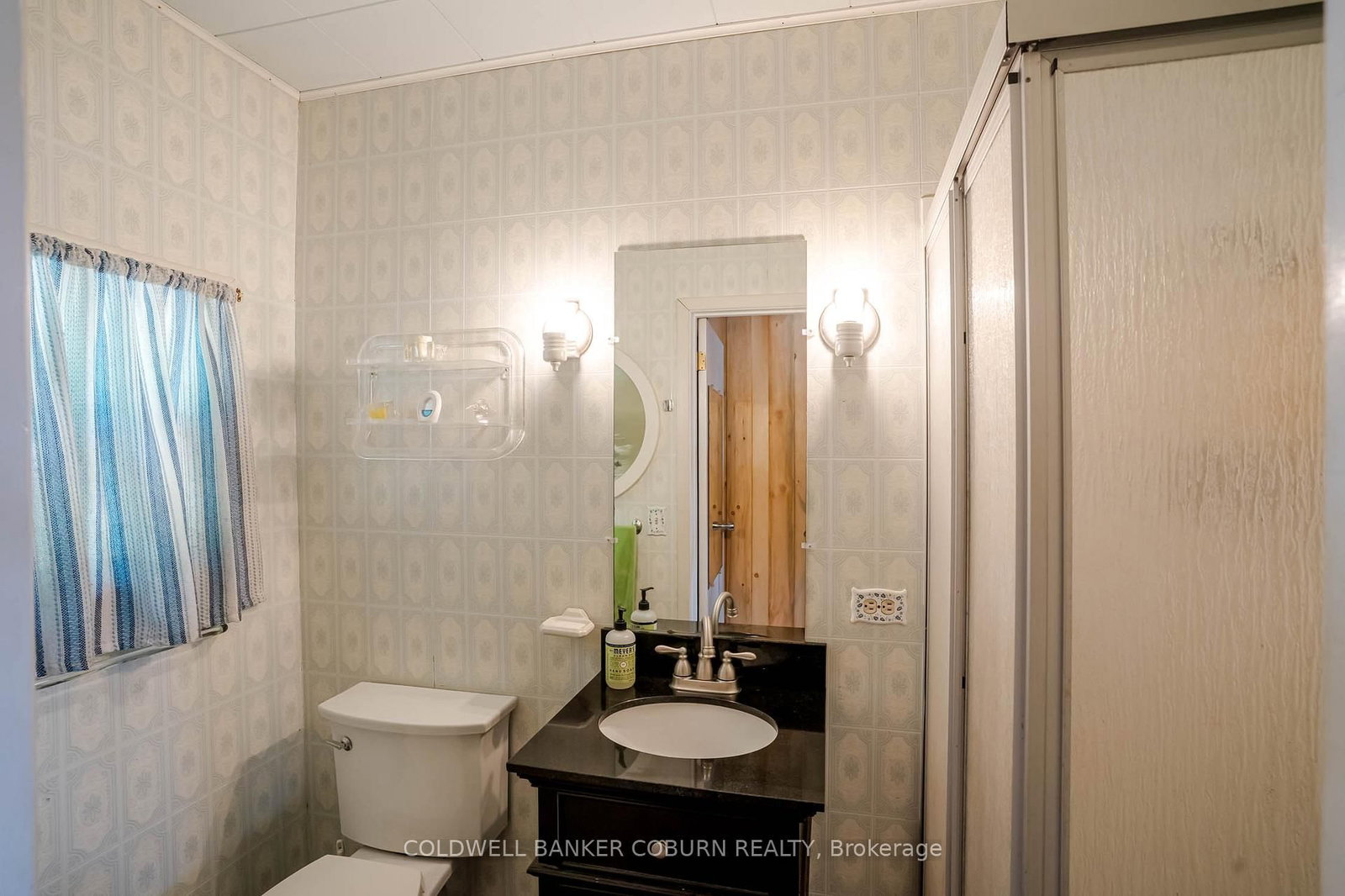 1015 Oak Lane N • Sharbot Lake, ON photo 19