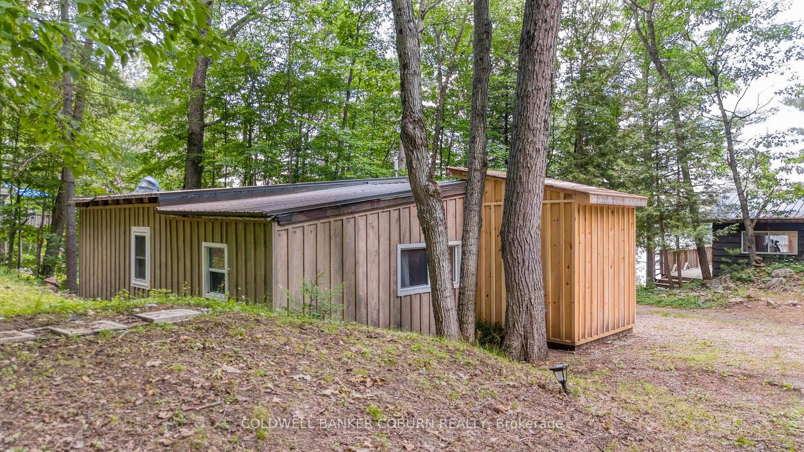 1015 Oak Lane N • Sharbot Lake, ON photo 46