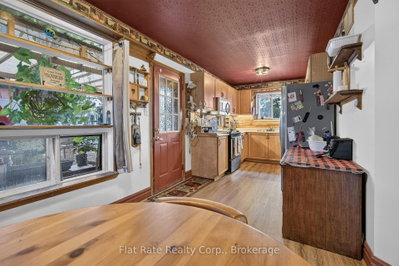 5 HUDSPETH Court • Kawartha Lakes, ON photo 6