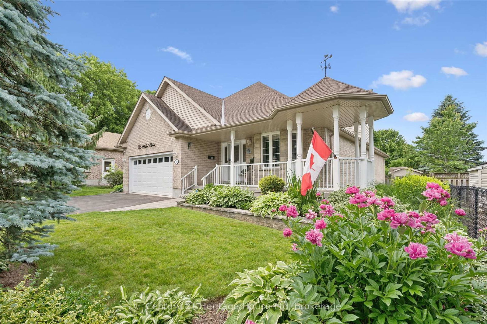 545 Athol Street • Centre Wellington, ON photo 3