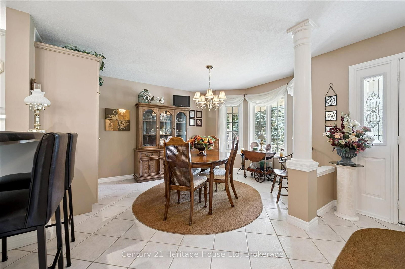 545 Athol Street • Centre Wellington, ON photo 4